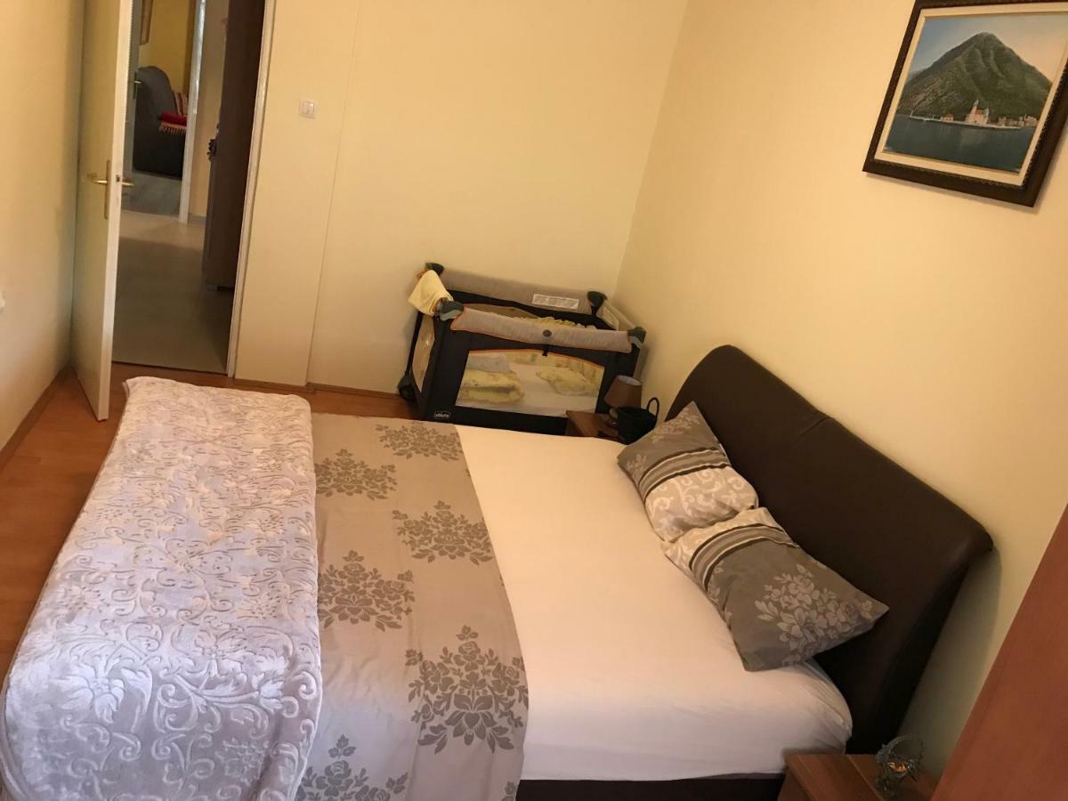 Apartment S&T Tivat Exterior foto