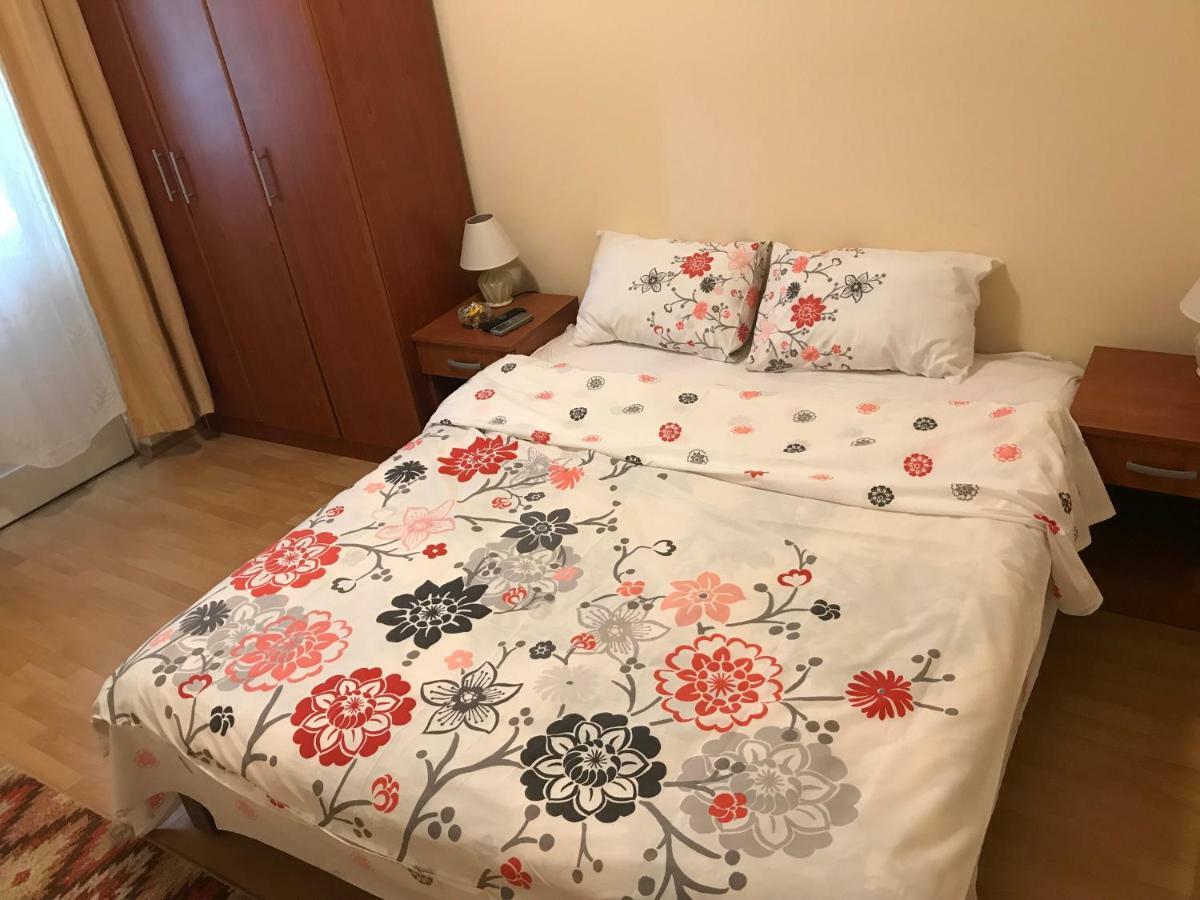 Apartment S&T Tivat Exterior foto